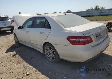 2010 Mercedes-Benz E 350 z USA, uszkodzony, nr VIN WDDHF5GB6AA166711